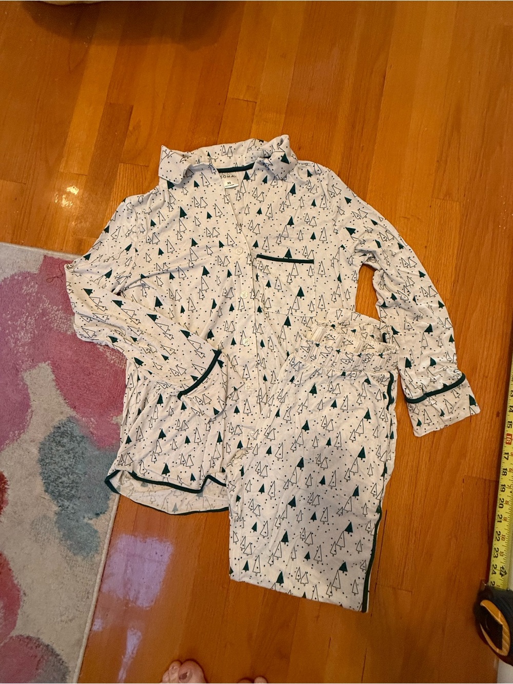 Soma White Pajama Set with Dark Green Tree Trim